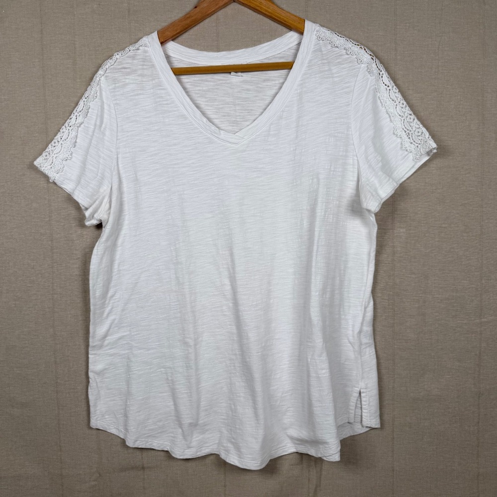 Westport Womens White Slub Knit V-Neck Lace Shoulder Trim Tee‎ Shirt 1X